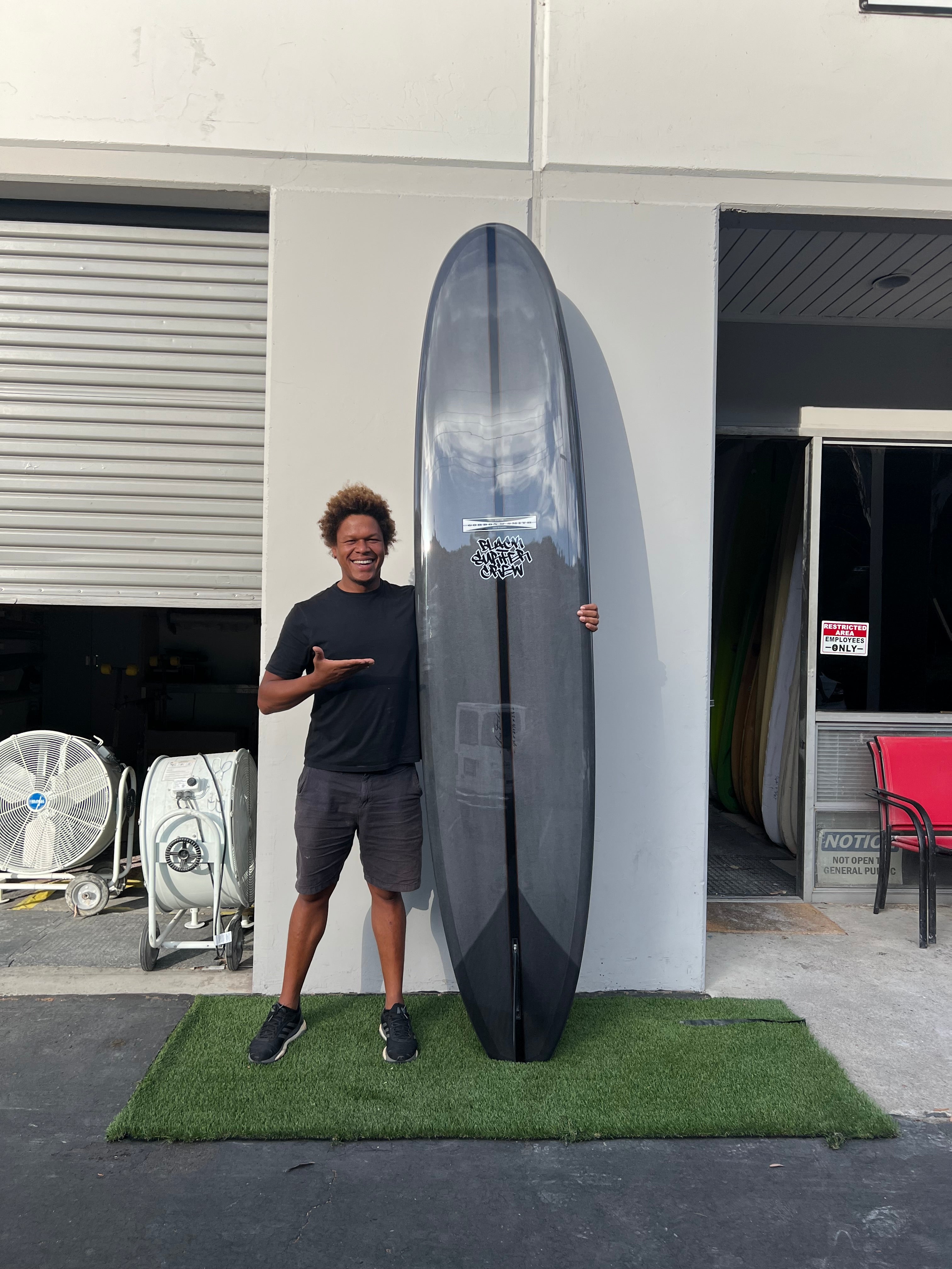 "Black Surfer Crew" Custom Surfboard